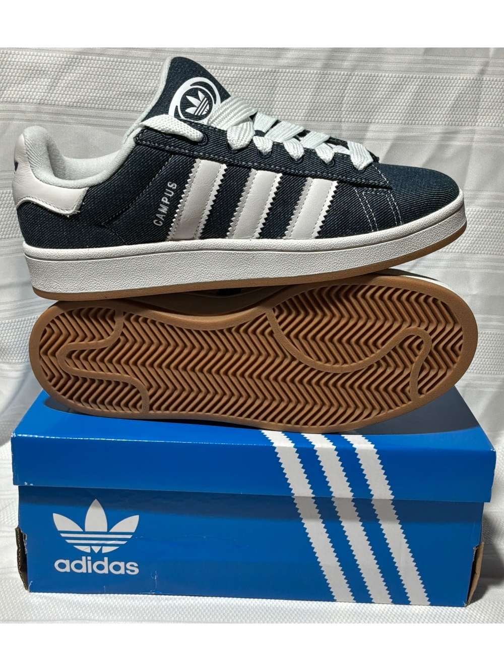 Adidas Campus 00s Navy Blue and White Sneakers Size 8.5
